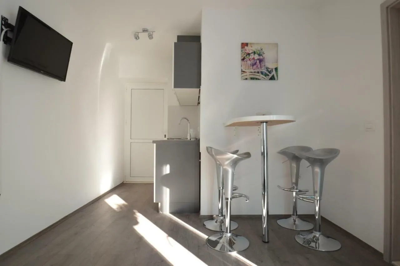 Apartments Silvia Zadar